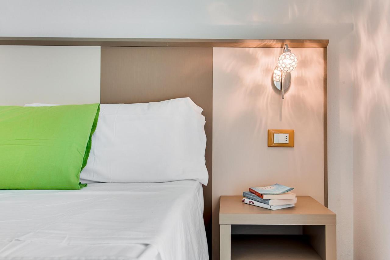 Anastasi Hotel E Residence تّشيرفييا المظهر الخارجي الصورة