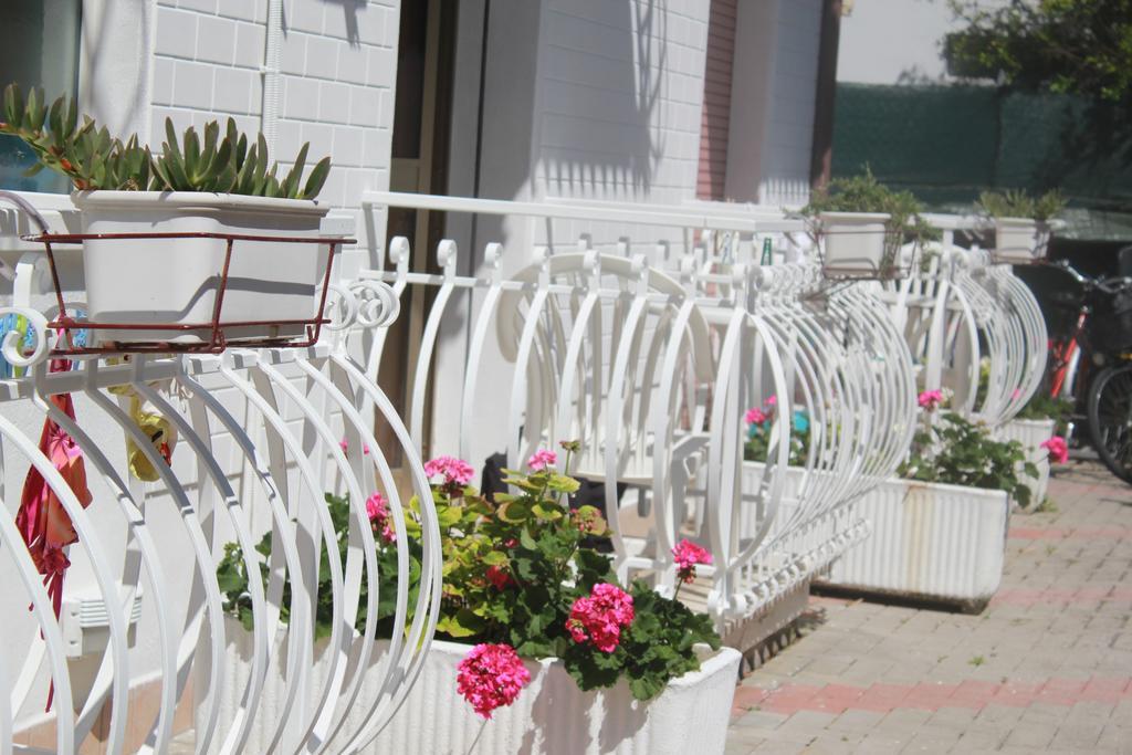 Anastasi Hotel E Residence تّشيرفييا الغرفة الصورة