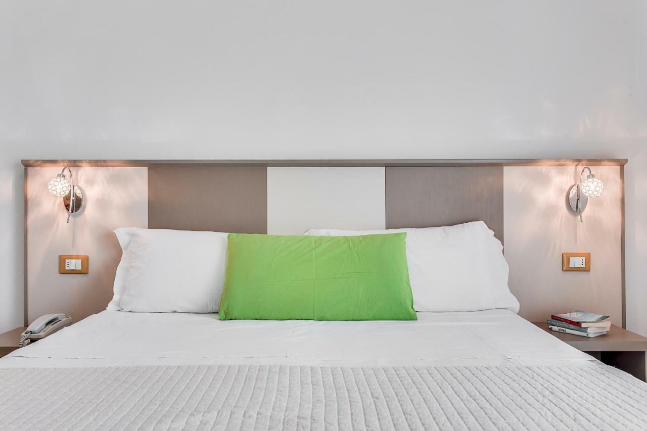 Anastasi Hotel E Residence تّشيرفييا المظهر الخارجي الصورة
