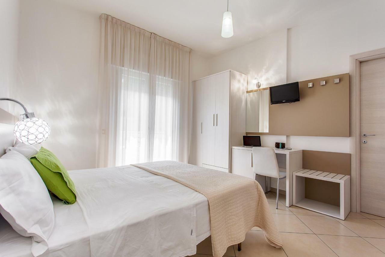 Anastasi Hotel E Residence تّشيرفييا المظهر الخارجي الصورة