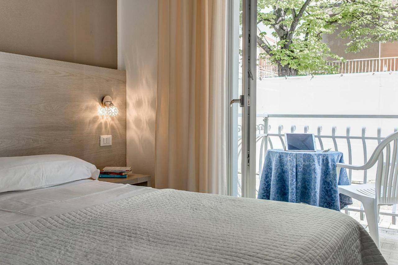 Anastasi Hotel E Residence تّشيرفييا المظهر الخارجي الصورة